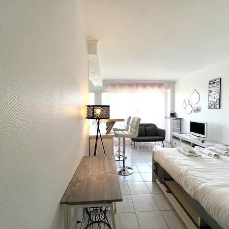 Studio Near The Sea Cap Martin بيت للعطل *